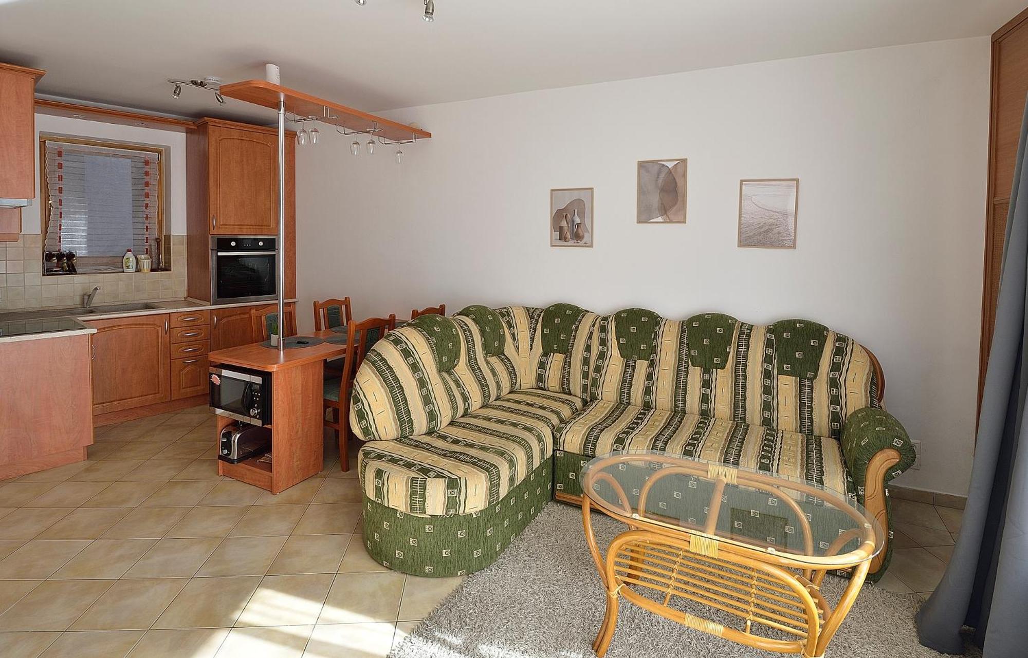 Apartment Napsugar 1 By Hellobalatonlelle